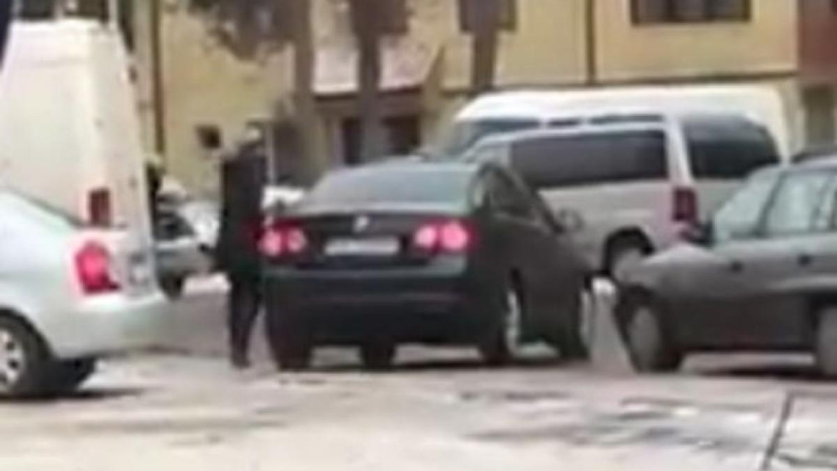 soferita nervoasa care rupe oglinzi