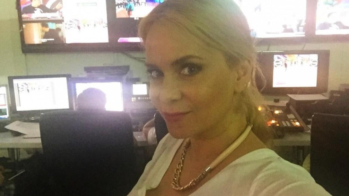 soc pentru concurenti si telespectatori cum a aparut paula chirila in platoul emisiunii mireasa