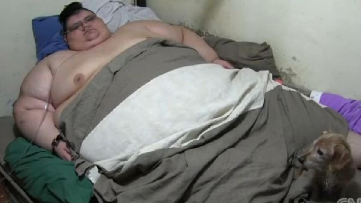 e cel mai gras om de pe planeta are 500 kilograme si s a dat jos din pat dupa 15 ani video