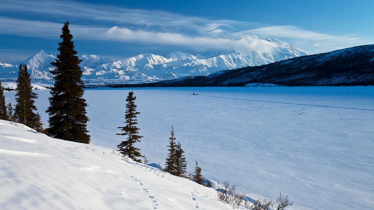 un oras se pregateste de bezna soarele nu va mai rasari aici timp de cateva luni