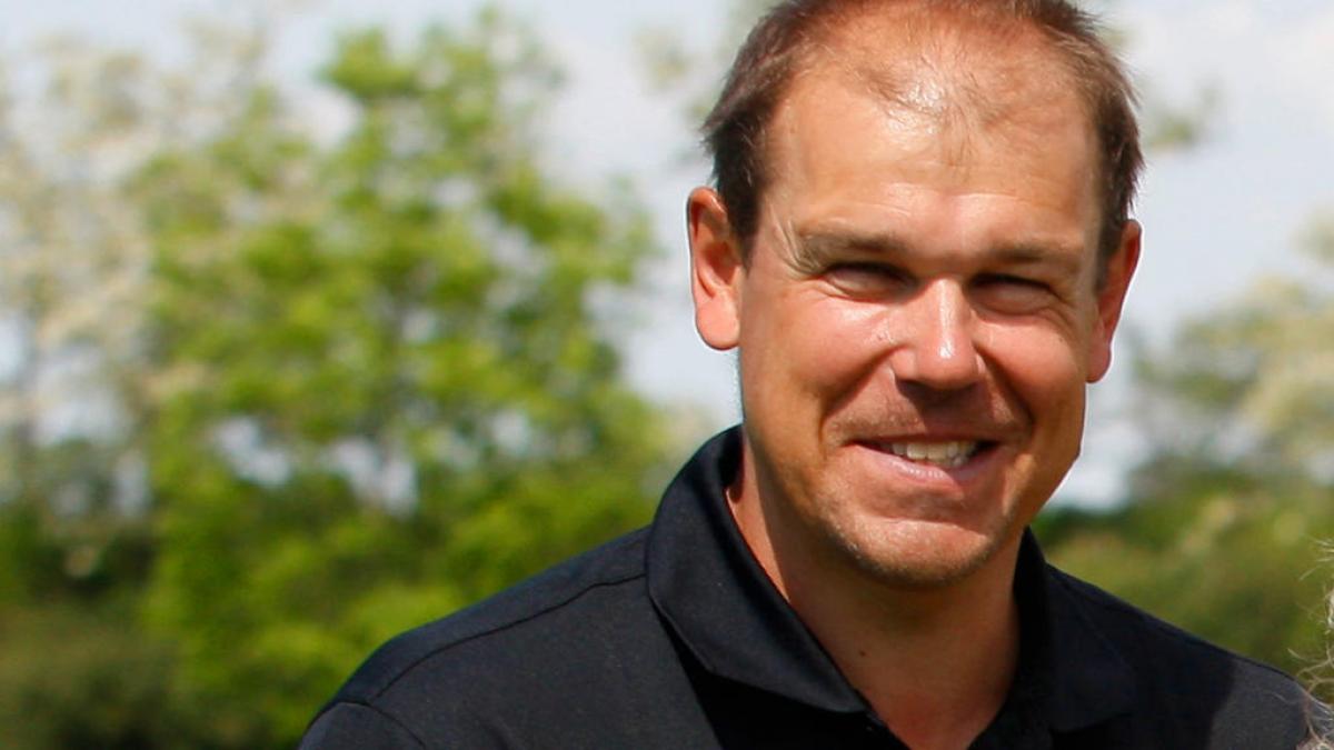 din nou doliu in fotbal un fost jucator s a stins din viata la 45 de ani in urma unui infarct