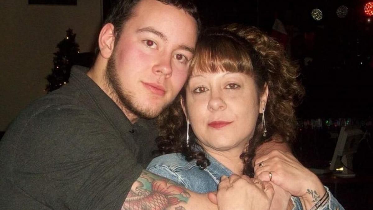 a coborat scarile si a pus mana pe mine dupa cateva minute era moarta