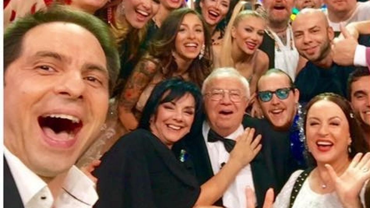 dan negru cum sa mai ceri un autograf pe o aplicatie