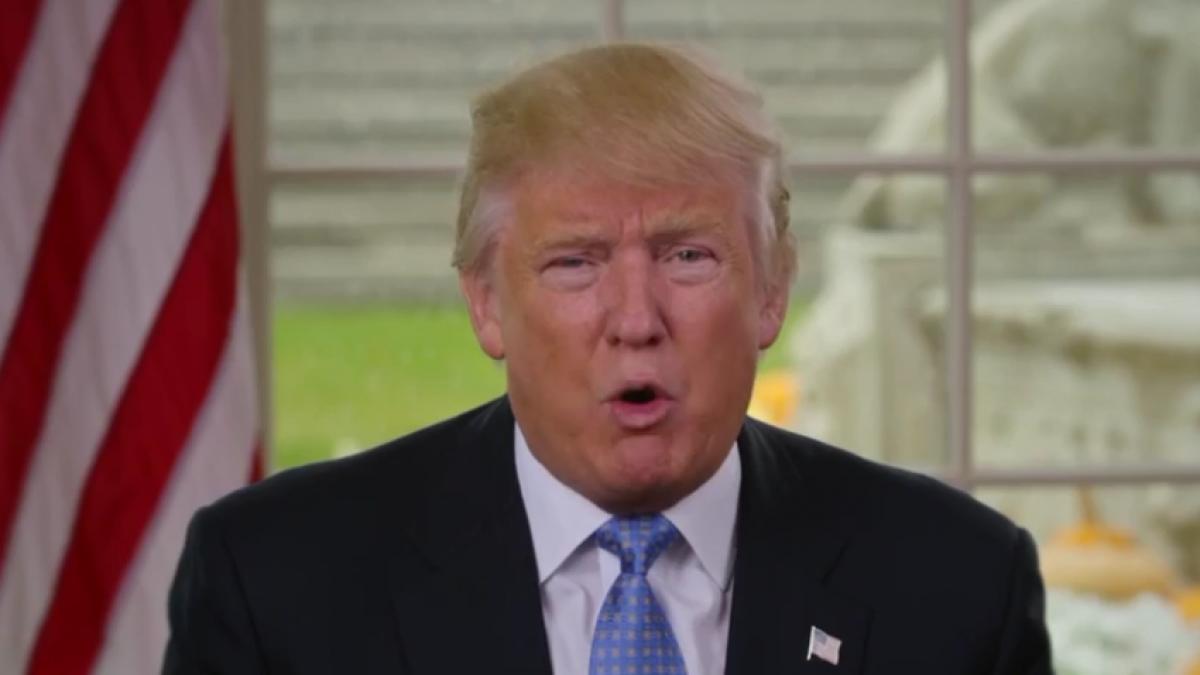 detaliul ciudat care apare in ultimul mesaj al lui donald trump pentru americani video