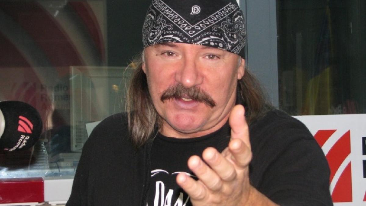 mesajul cutremurator scris de vasile seicaru pe mormantul sotiei sale