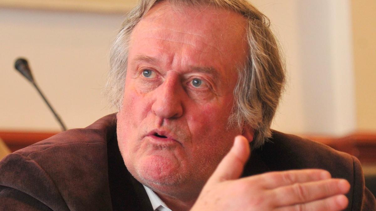 a murit lorin fortuna lider al revolutiei din 1989 si combatant ezoteric