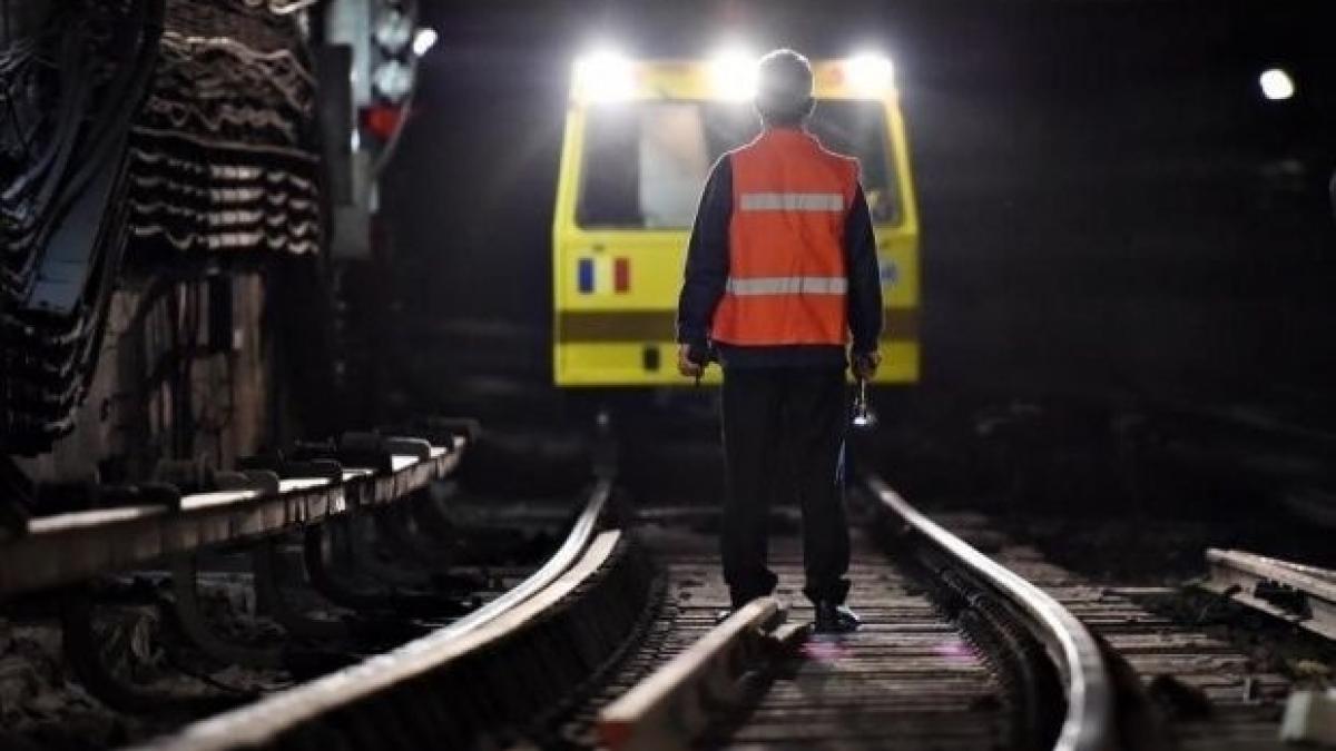 noile statii de metrou din drumul taberei pot fi vizitate ca la muzeu in tururi cu ghid