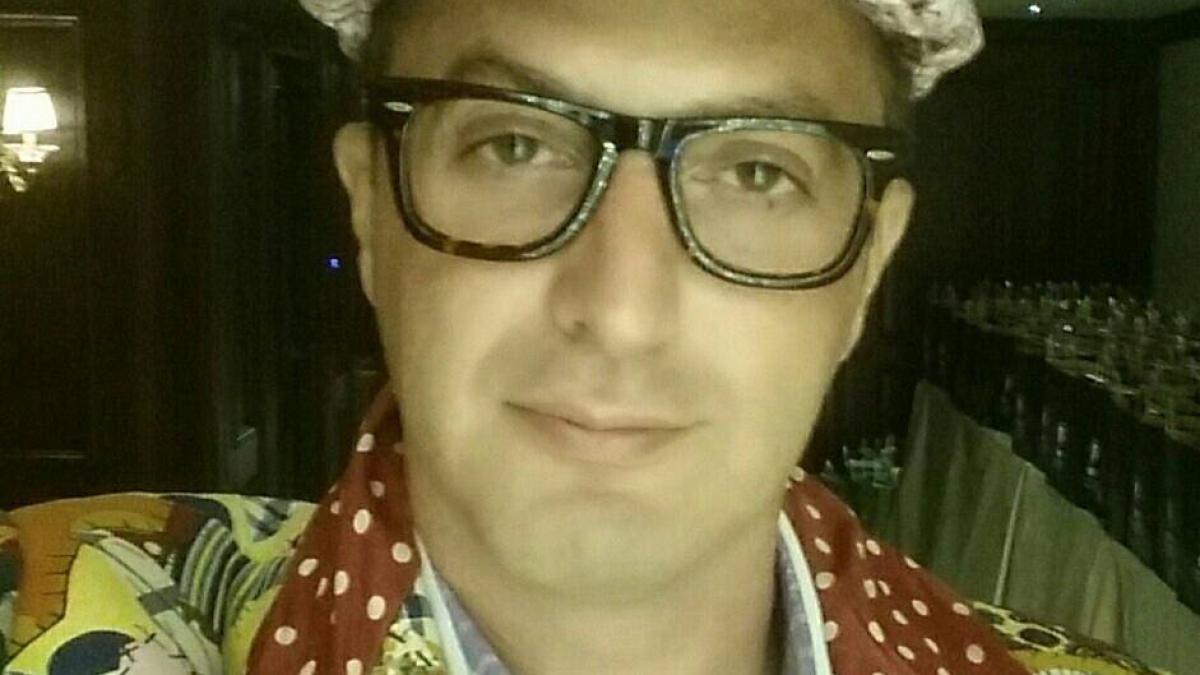 catalin dezbracatu traieste o drama mama lui e tintuita la pat de 15 ani sora si fratele lui au