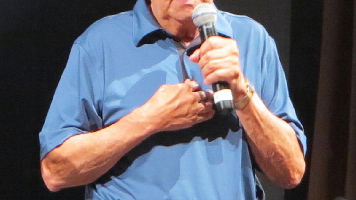 a murit joe esposito fostul asistent si manager al lui elvis presley