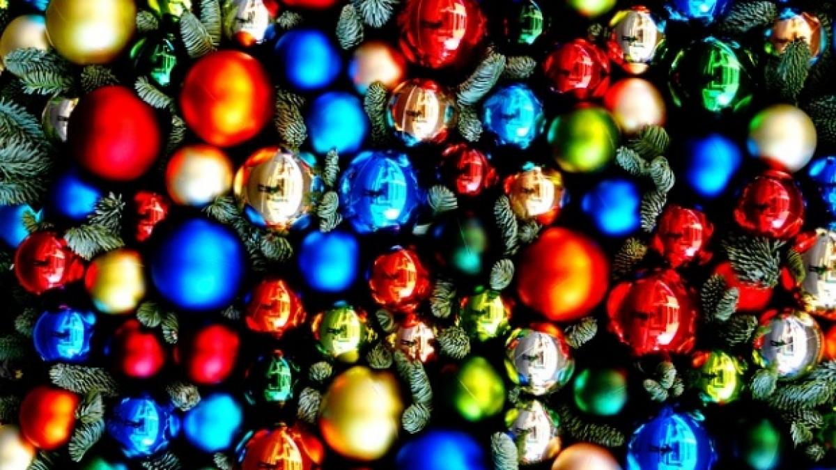 globuri umplute cu gin