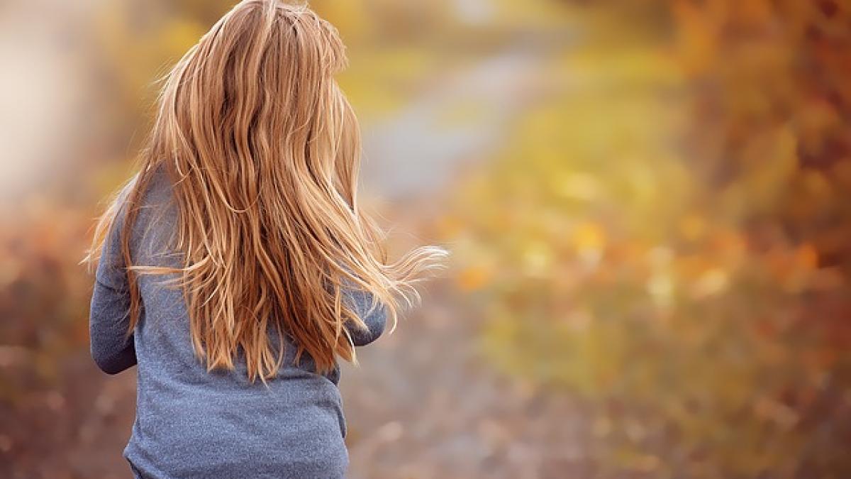 o fetita de cinci ani a murit subit in timp ce ii arata mamei ei cat de repede poate sa alerge