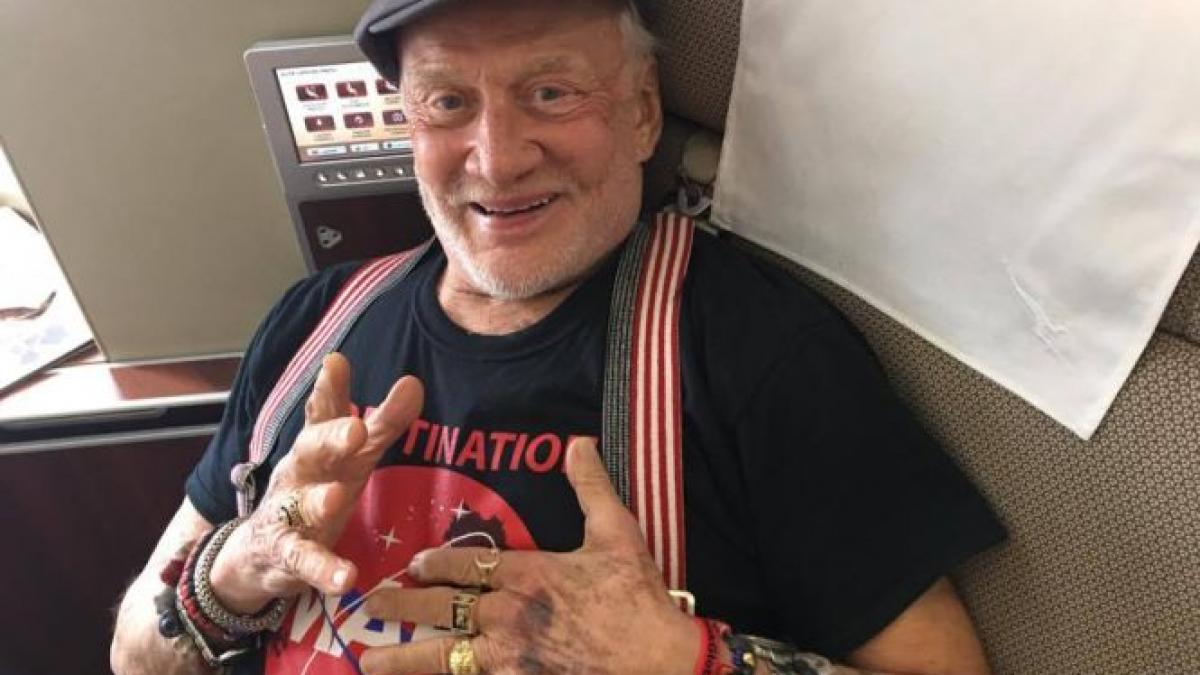 al doilea om care a ajuns pe luna buzz aldrin evacuat de urgenta