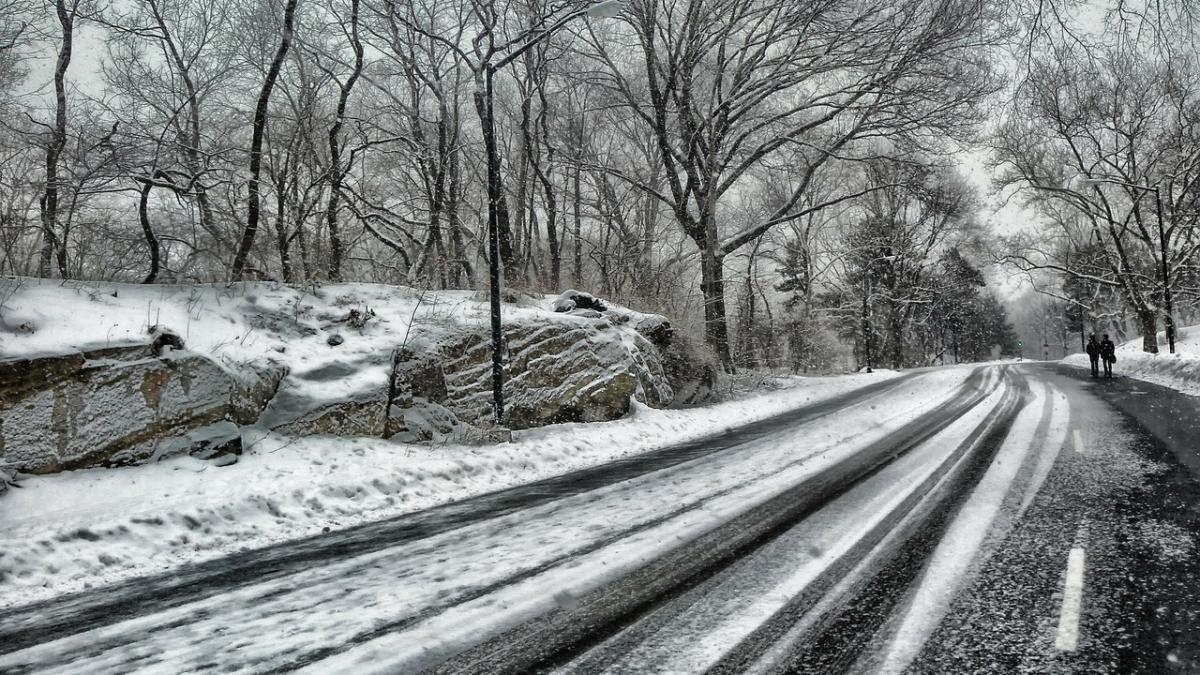 pericol pe drumurile din romania dezvaluirea referitoare la contractele de deszapezire