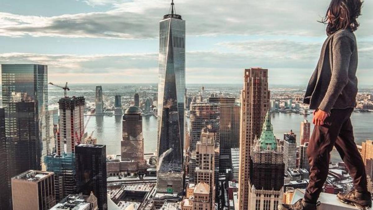 imagini de infarct un adolescent pacaleste moartea si cucereste cei mai inalti zgarie nori din lume