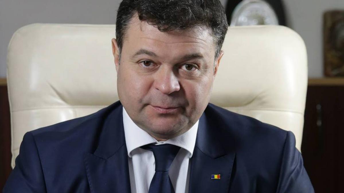 rectorul universitatii de vest din timisoara care ancheteaza plagiatul lui kovesi acuzat de plagiat