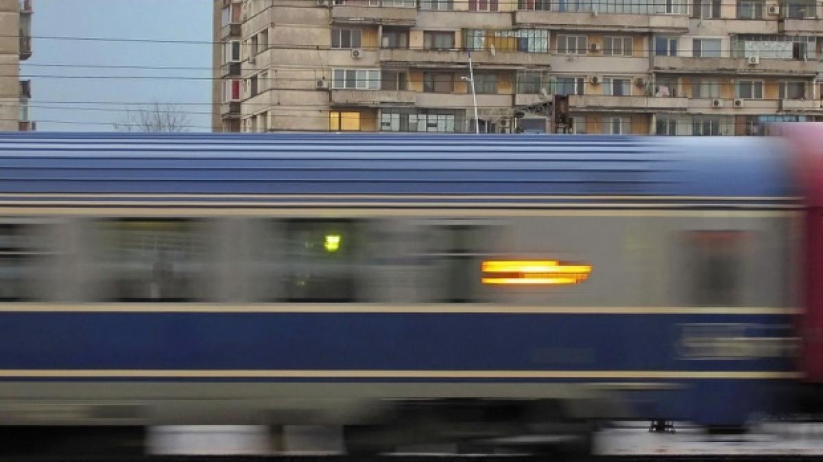 elevii si studentii calatoresc gratuit cu trenul intre 8 si 12 decembrie