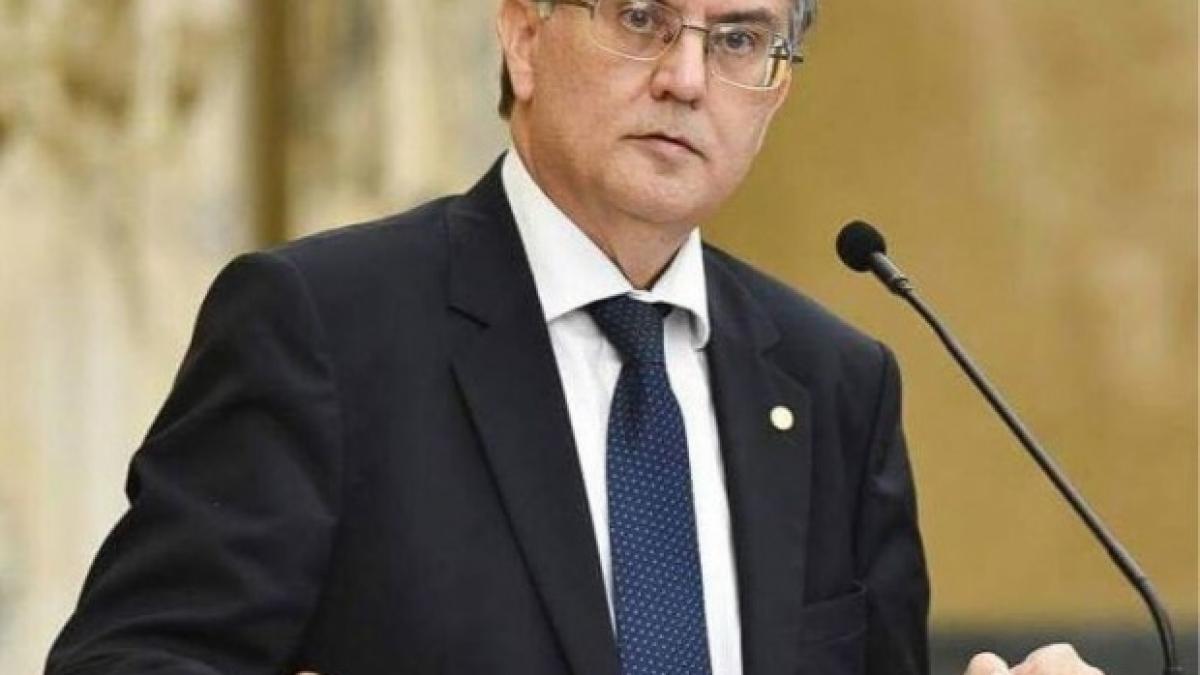 este oficial ministrul educatiei a semnat ordinul care prevede mai putine teme pentru elevi