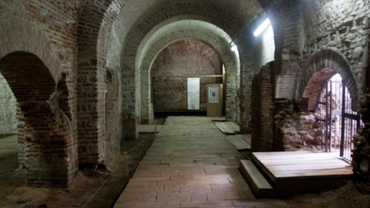 tunelurile secrete de sub bucuresti