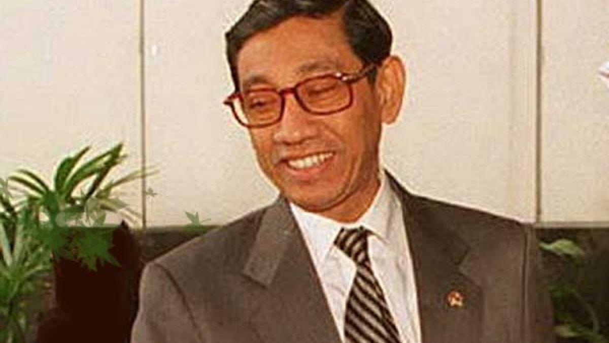 un fost ministru indonezian a murit rapus de cancer