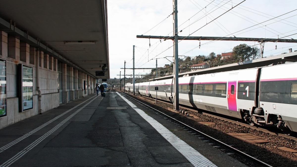 be eu parlamentul european a adoptat un nou pachet legislativ privind transportul feroviar