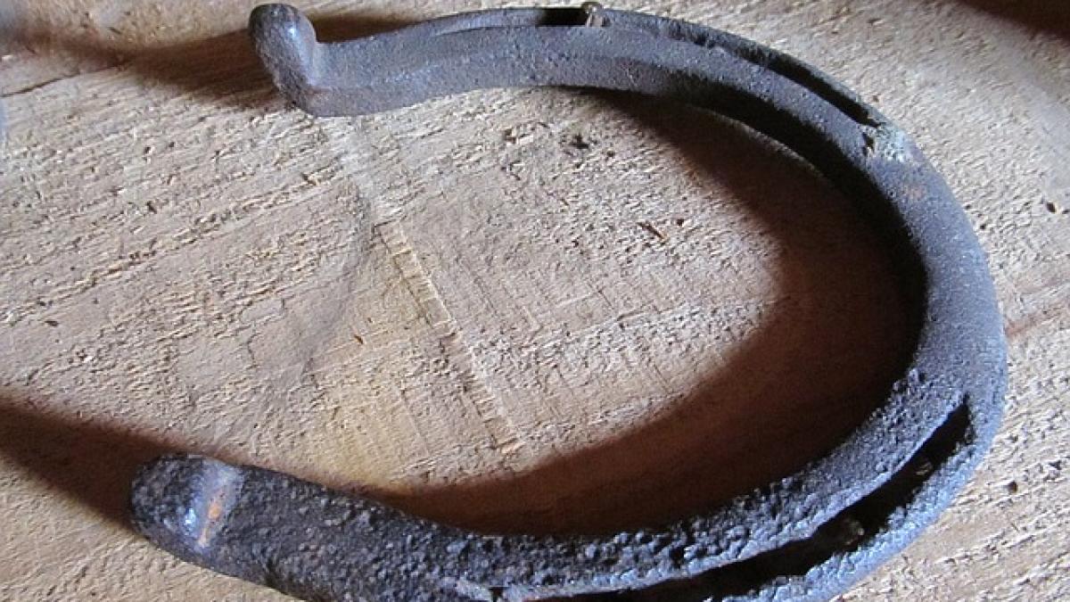 ce sa nu faci niciodata daca vrei sa ai bani obiceiurile proaste care iti aduc saracia la usa