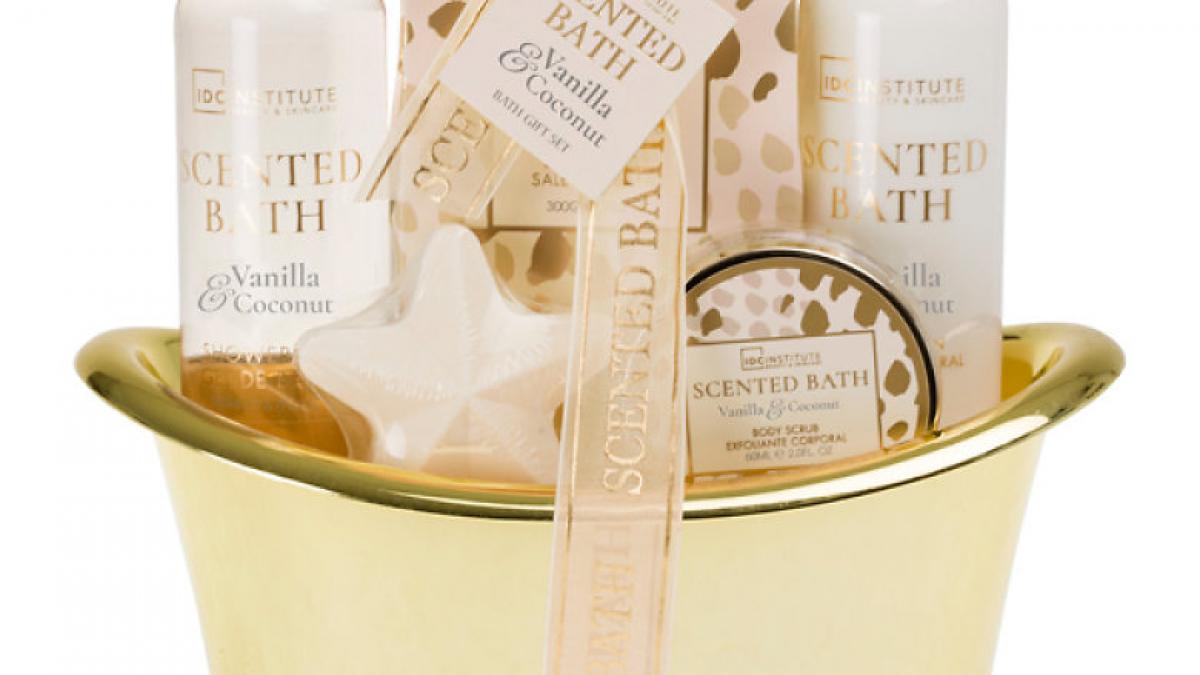 cadouri de craciun pentru doamne si domnisoare reduceri la parfumuri si cosmetice