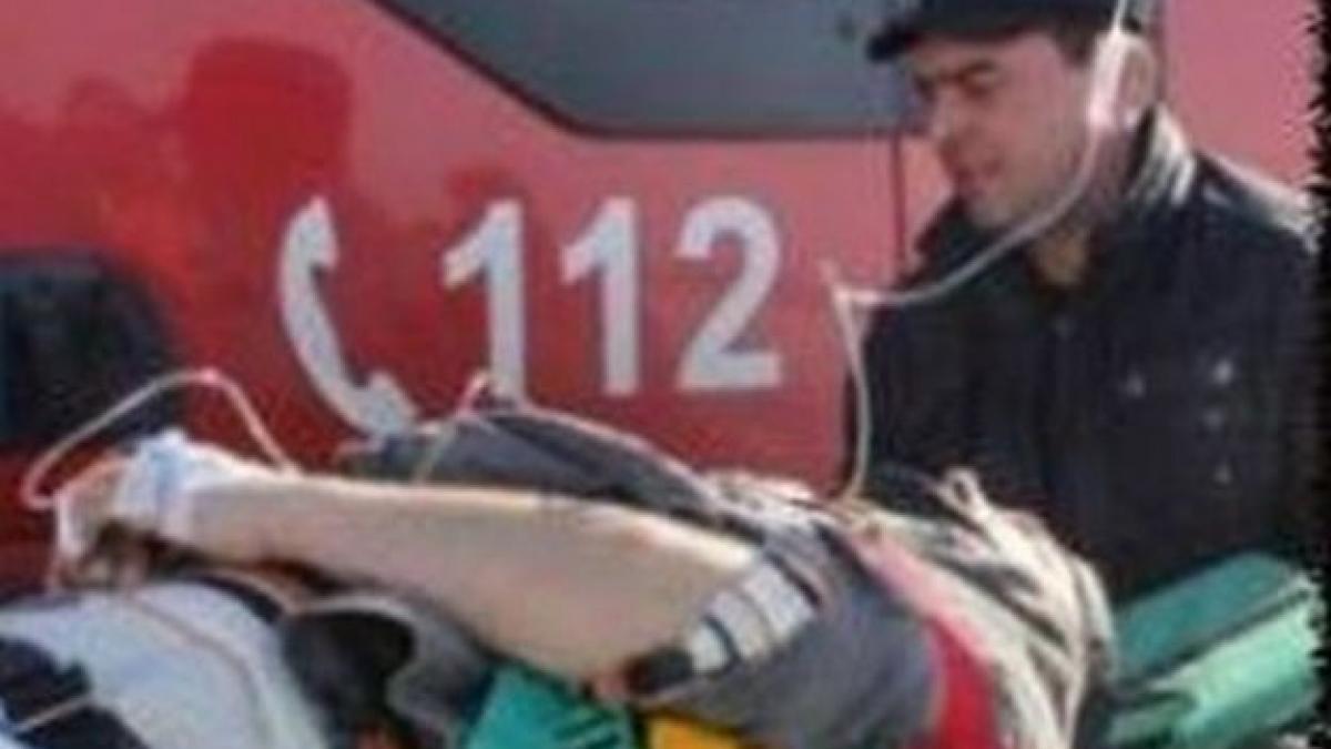 o pensionara a murit dupa ce a cazut de la fereastra femeia spala geamurile