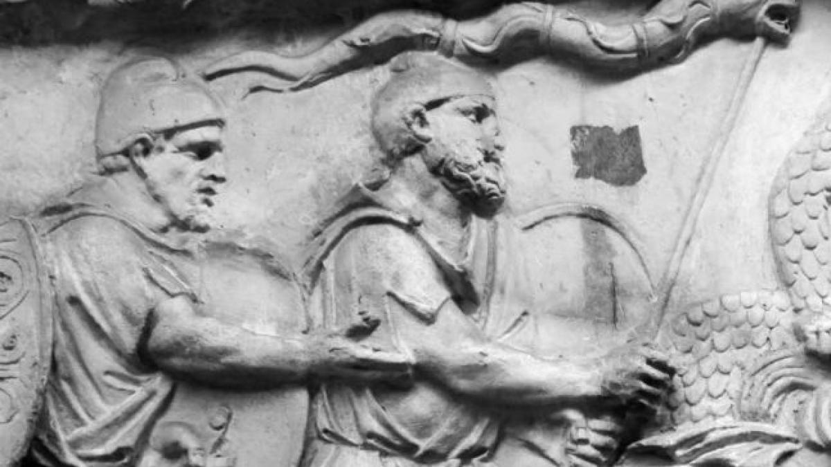 obiceiurile bizare ale dacilor plangeau cand li se nasteau copiii radeau in fata mortii iar regii