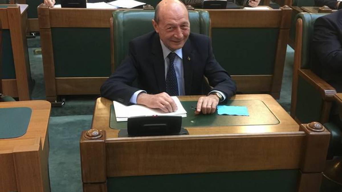 traian basescu lovit de sentimentalism pe facebook unde a gresit fostul presedinte