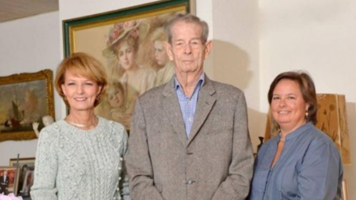 familia regala a romaniei va petrece craciunul la savarsin