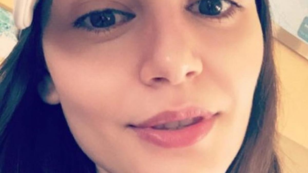 unde se rasfata monica gabor fotografie in premiera dintr un salon de lux