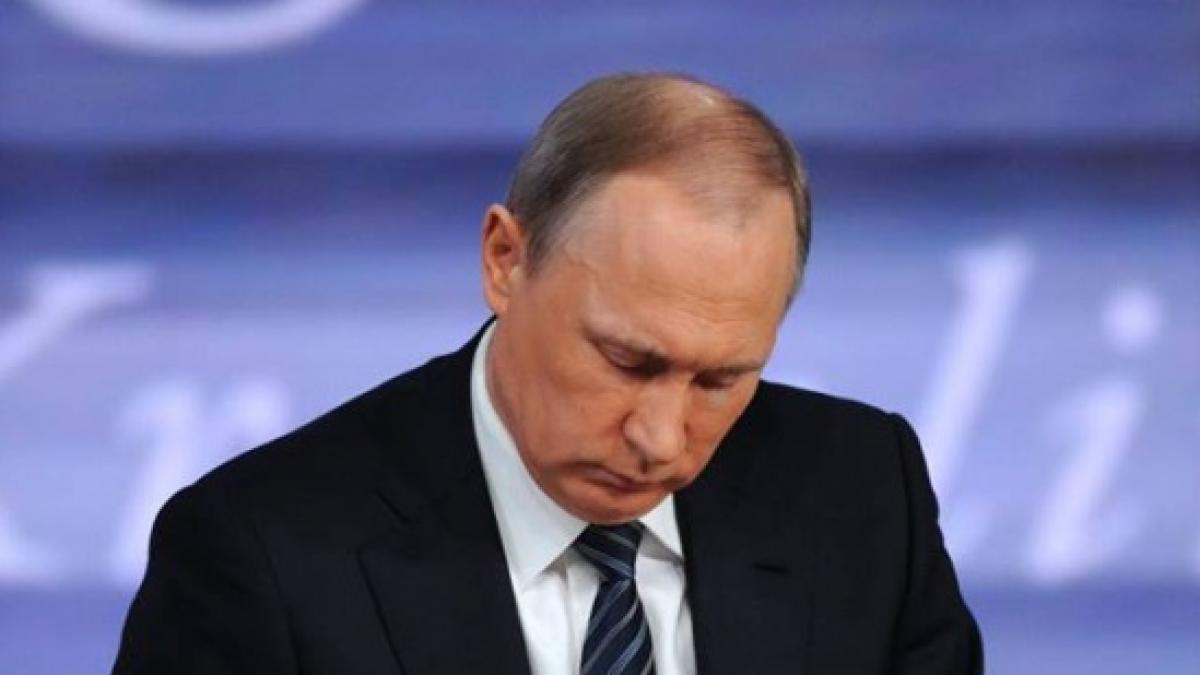 cutremur la kremlin vladimir putin a anuntat ca se mai gandeste daca va candida pentru un nou mandat