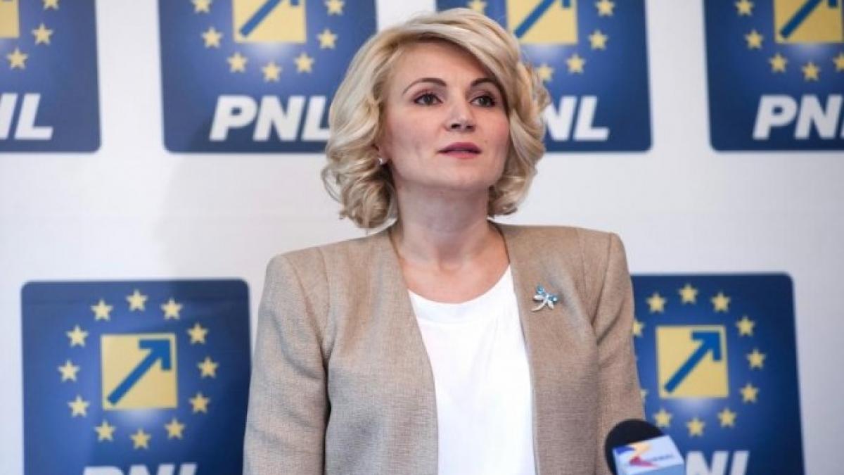 scandal in pnl andreea paul considera ca femeile nu sunt pretuite pentru munca si competenta lor