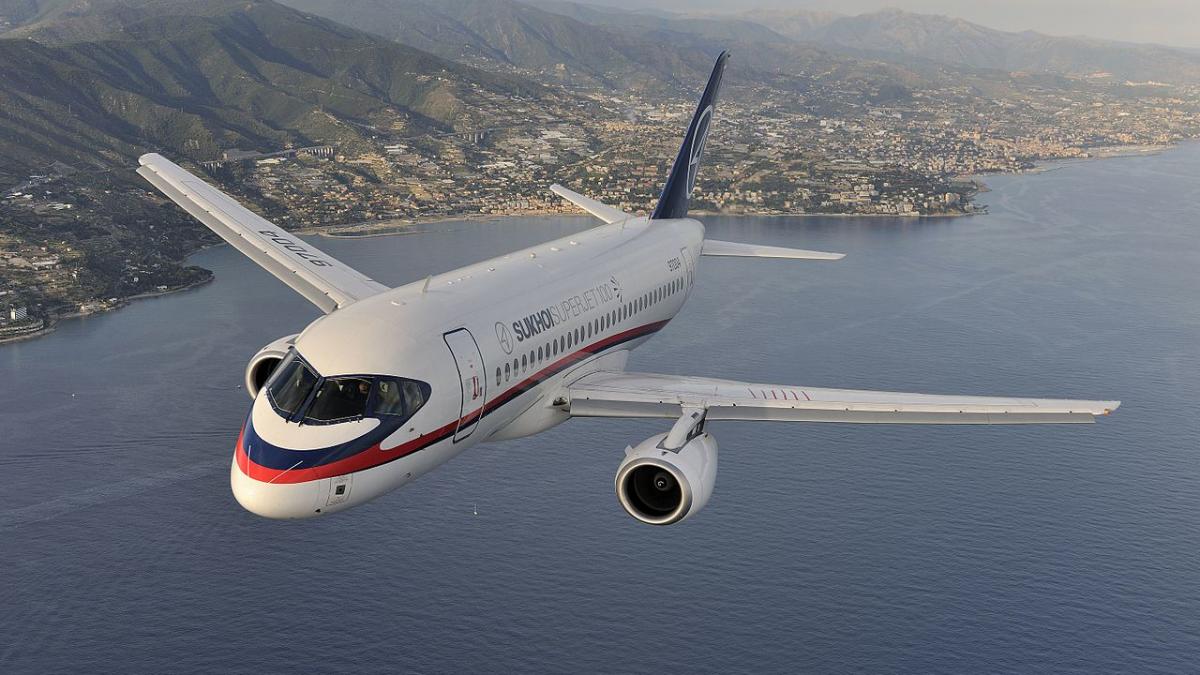 rusia blocheaza la sol intreaga flota de avioane superjet 100 cel mai modern avion de pasageri