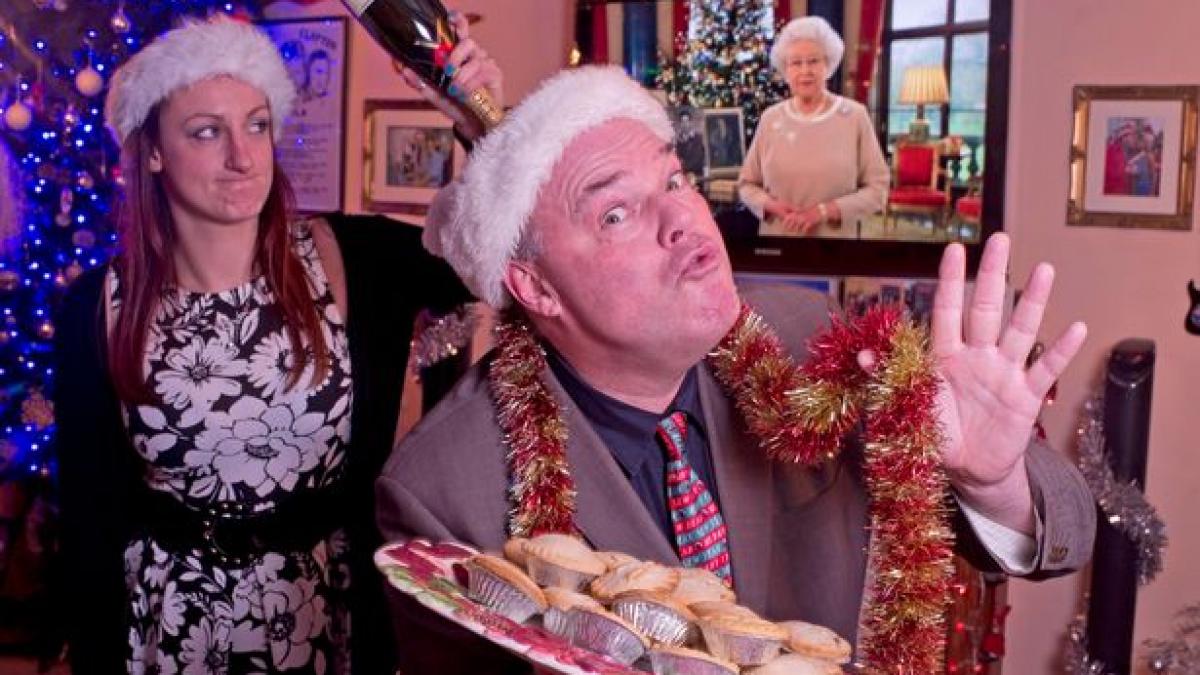 omul care sarbatoreste craciunul in fiecare zi de 23 de ani