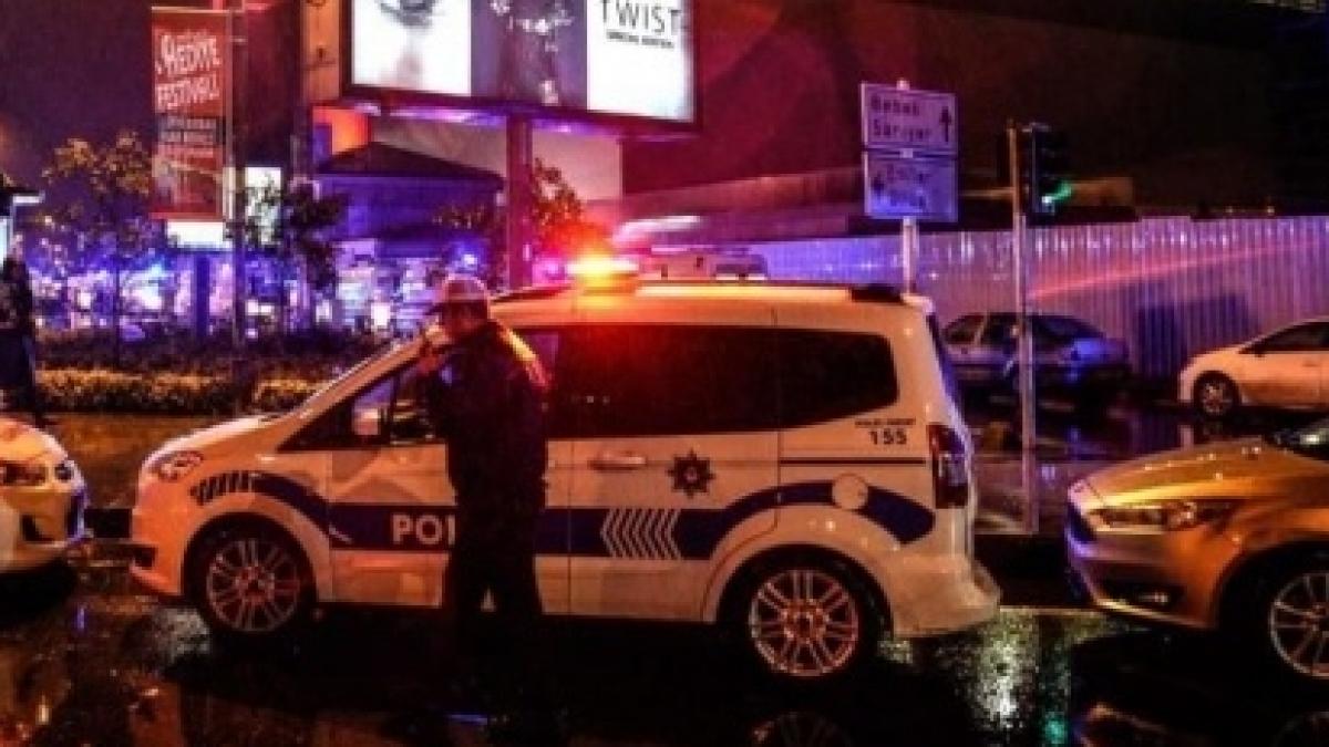 premierul turc respinge informatiile ca autorul atacului de la istanbul era imbracat in costum de