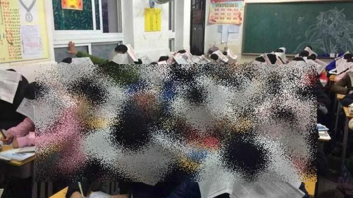 cea mai controversata metoda anti copiat la examen imaginile au starnit valuri de revolta pe
