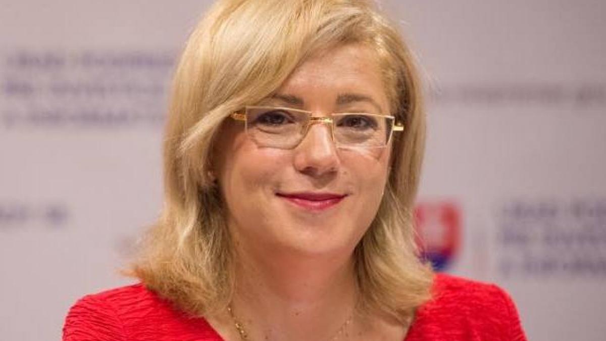 corina cretu contul meu de twitter a fost spart si accesat ilegal