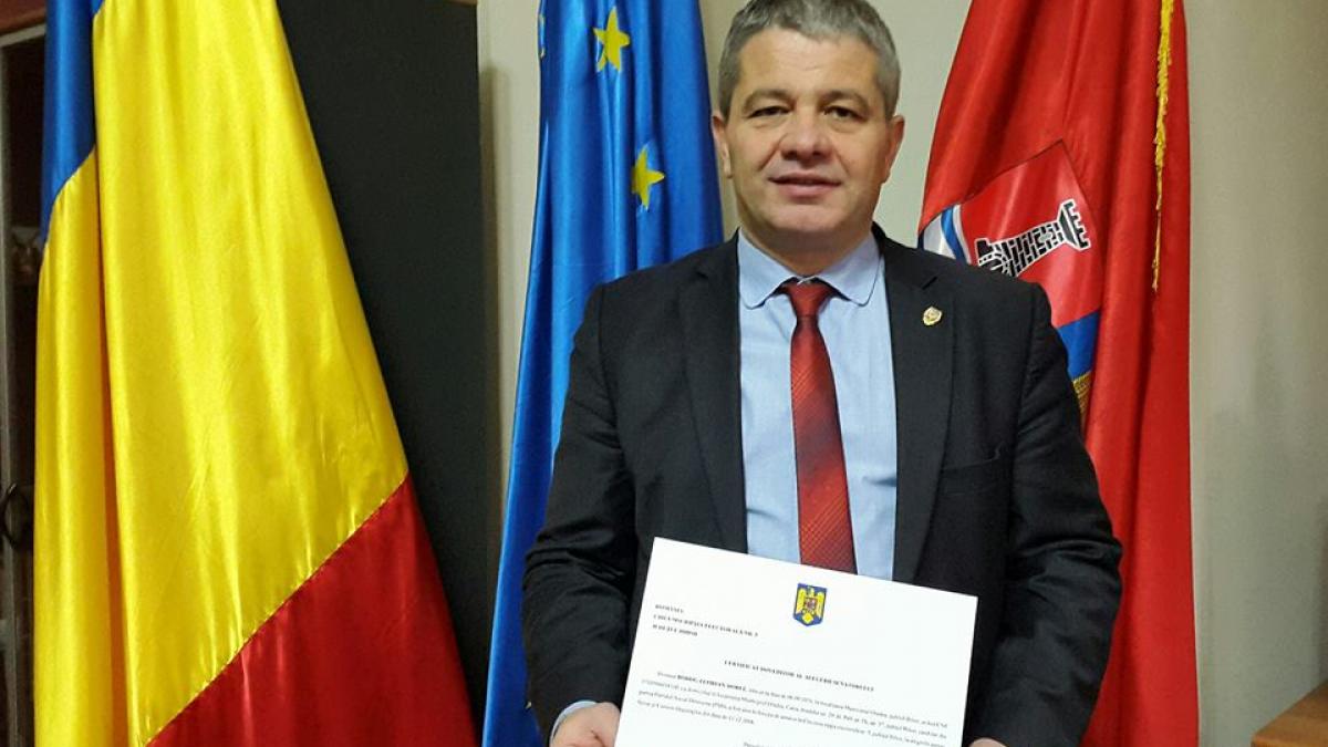 florian bodog noul ministru al sanatatii nu mai are voie sa conduca doctorate