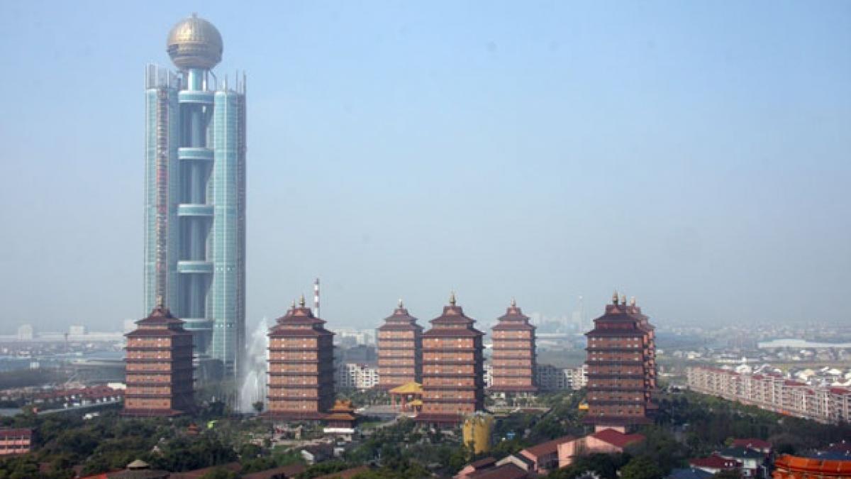 este cel mai bogat sat din lume dar cu un pret extrem de greu nimeni nu poate pleca de aici cu