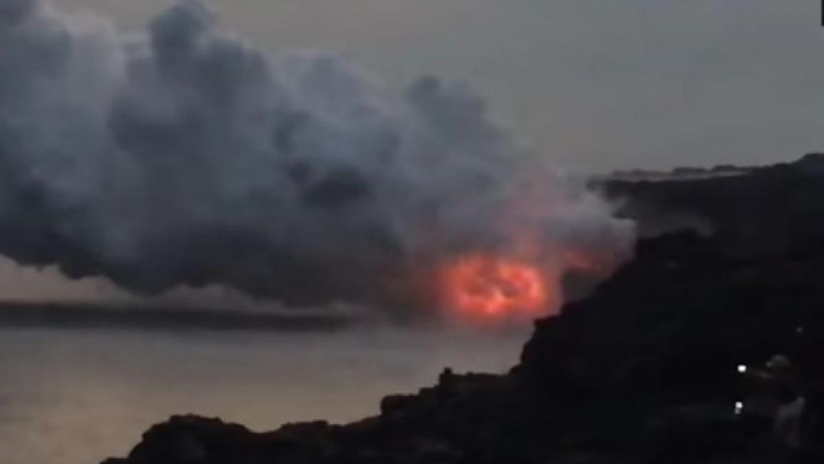 o bucata din insula hawaii s a prabusit in ocean