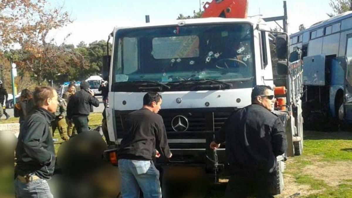 Atac terorist la Ierusalim. Un camion a intrat într-un grup de pietoni