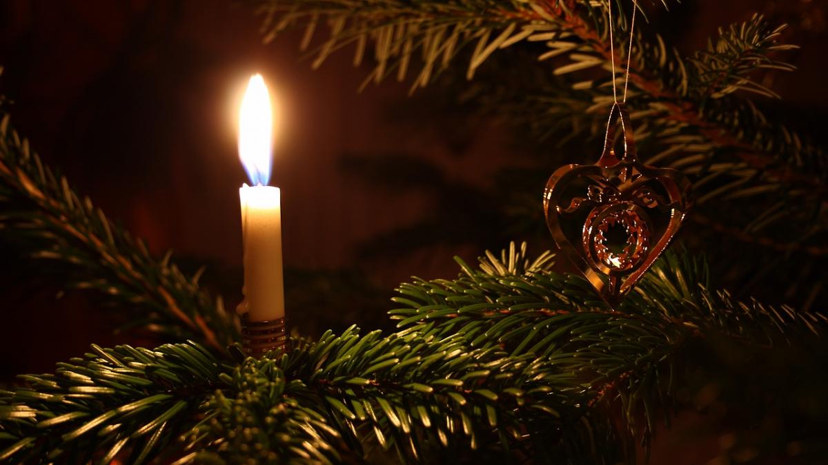 un preot din chisinau avertizeaza craciunul sarbatorit de doua ori dezbina poporul