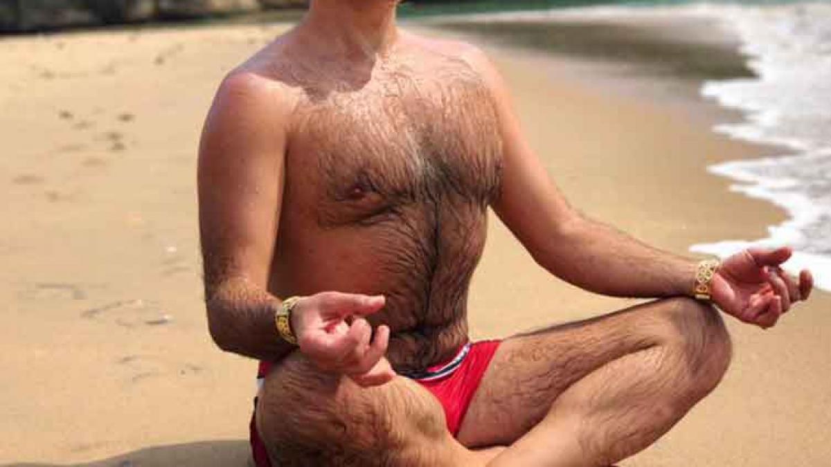 a disparut din showbiz si a luat o pe alte cai cine este artistul din imagini