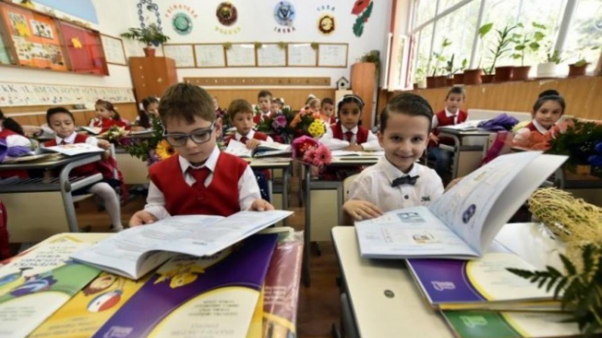 ministerul educatiei cursurile vor fi suspendate marti in 17 judete si municipiul bucuresti