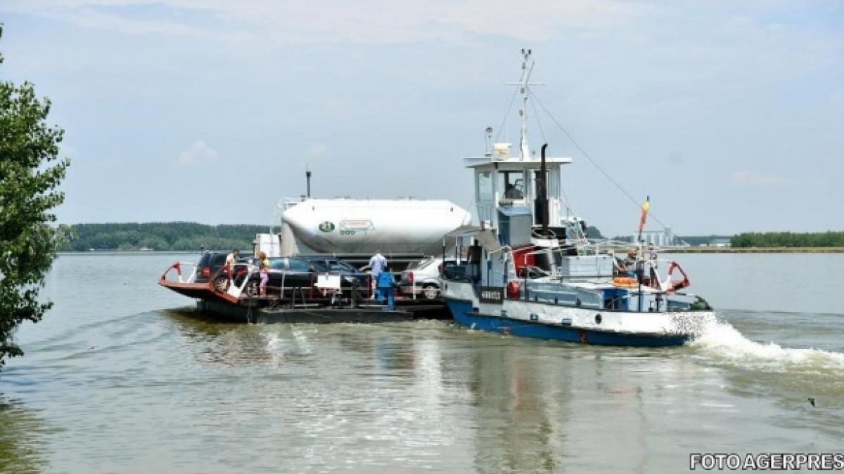 circulatia pe dunare a fost oprita