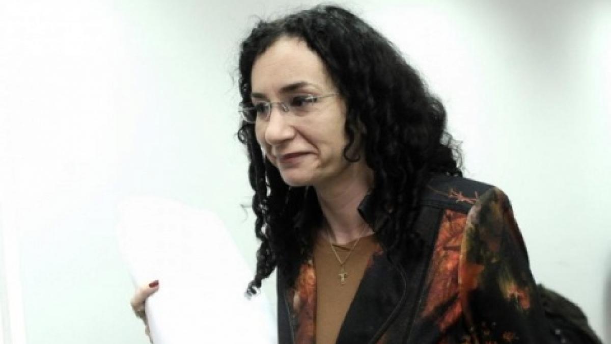 paradox oana schmidt haineala retrogradata la un salariu mai mare