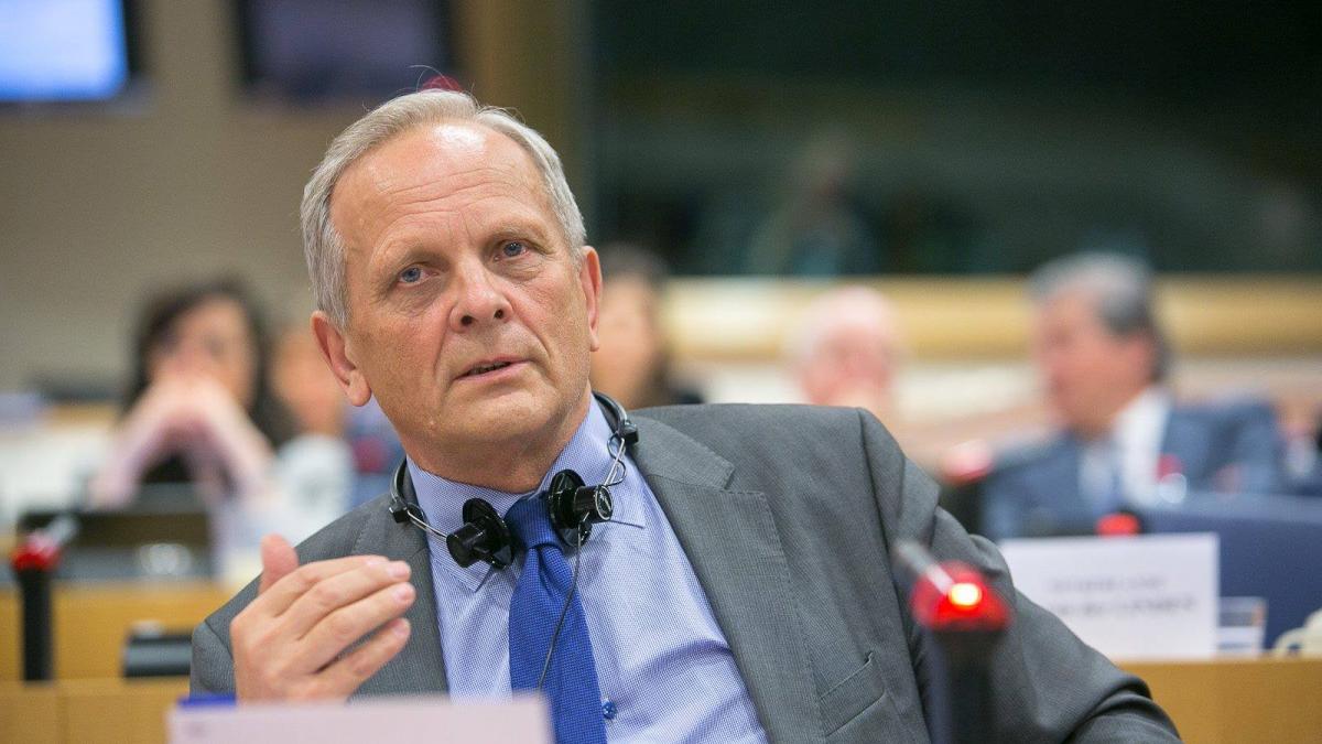 theodor stolojan reactie dura pnl ar trebui sa renunte la acei lideri pentru care ei si munca sunt