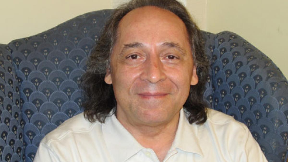 doliu in lumea filmului cunoscutul actor de comedie tony rosato a murit la 63 de ani