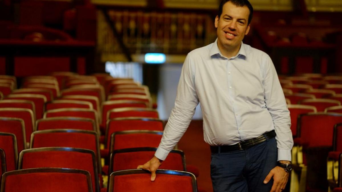 p interviu cu mihai inginerul de 35 de ani care conduce cu uber ca sa o sustina pe sotia lui o